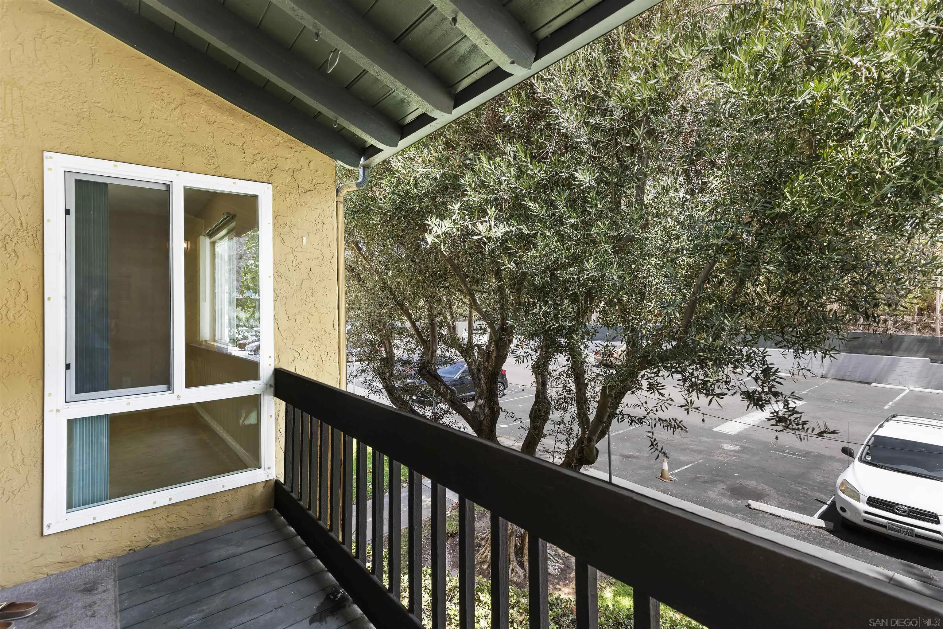 https://cdn.realtyfeed.com/cdn/127/250037090/23e3350307d42eb8a4e77a0fe1b5b4d4.webp