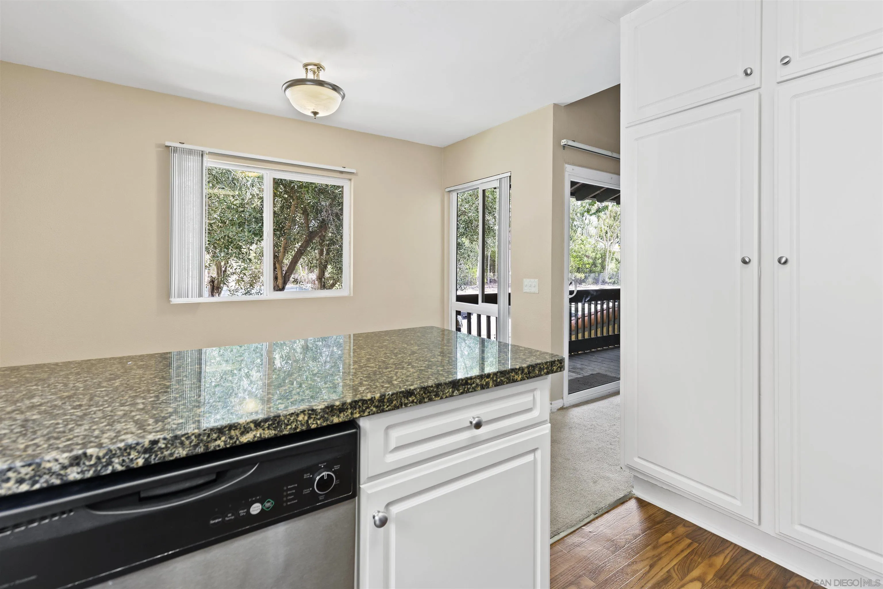 https://cdn.realtyfeed.com/cdn/127/250037090/95928f37884d56a4a65634b25e95595f.webp