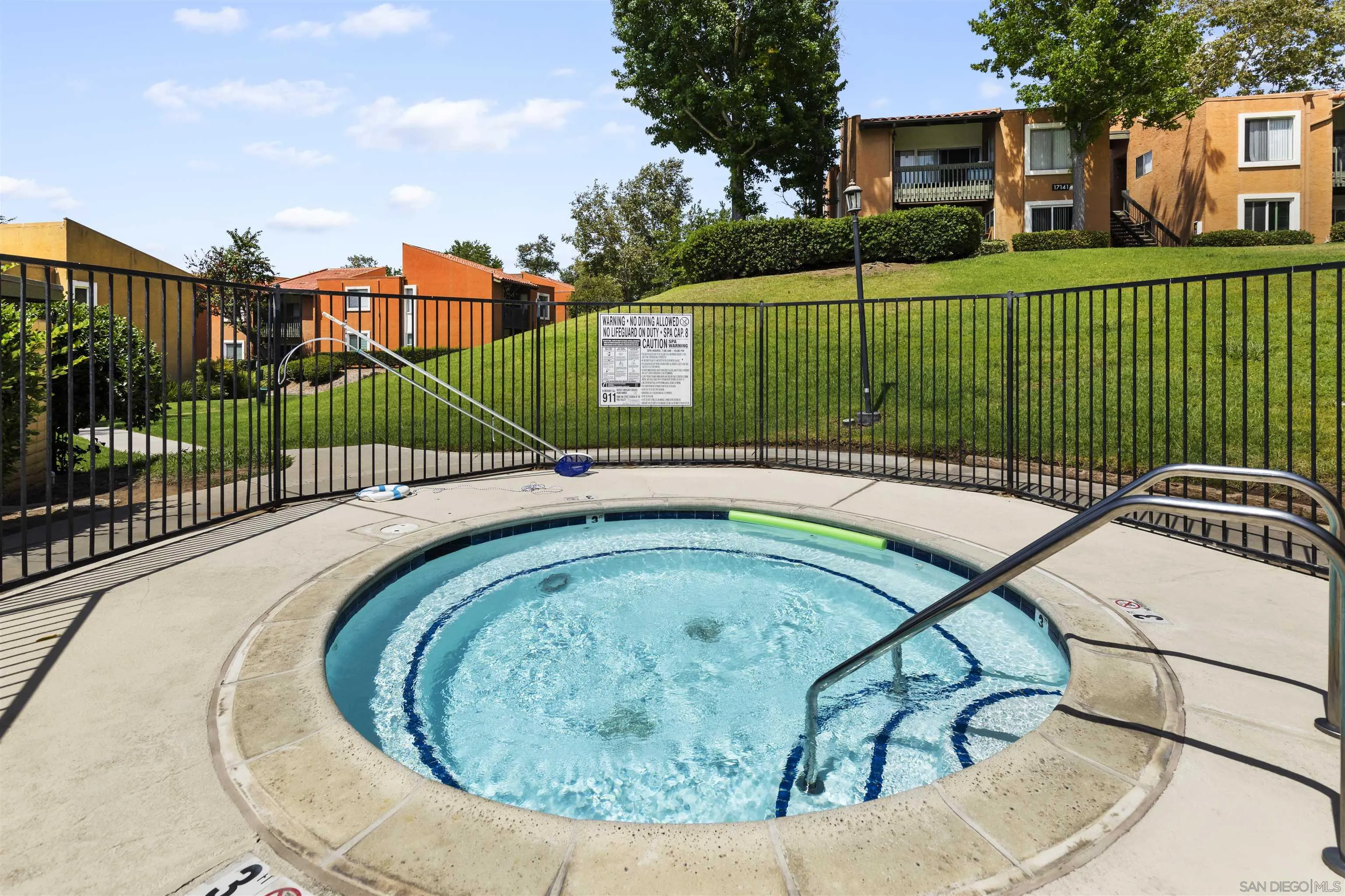 https://cdn.realtyfeed.com/cdn/127/250037090/a5c9d7b10a8009f36e8565bf9bbf49e1.webp