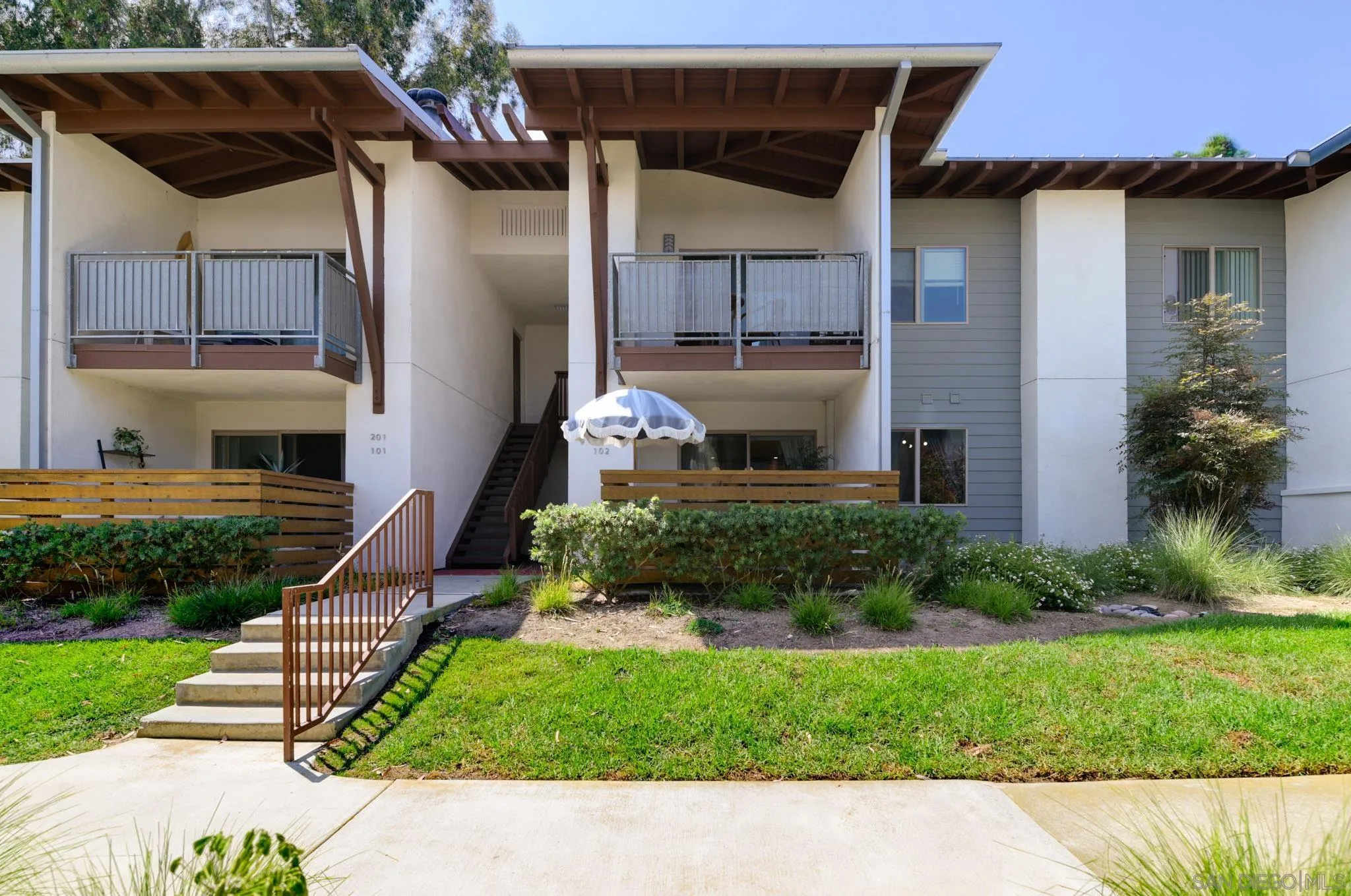 https://cdn.realtyfeed.com/cdn/127/250037092/1c3c5c6ab4b6c7f6c7c36291a2214b5f.webp