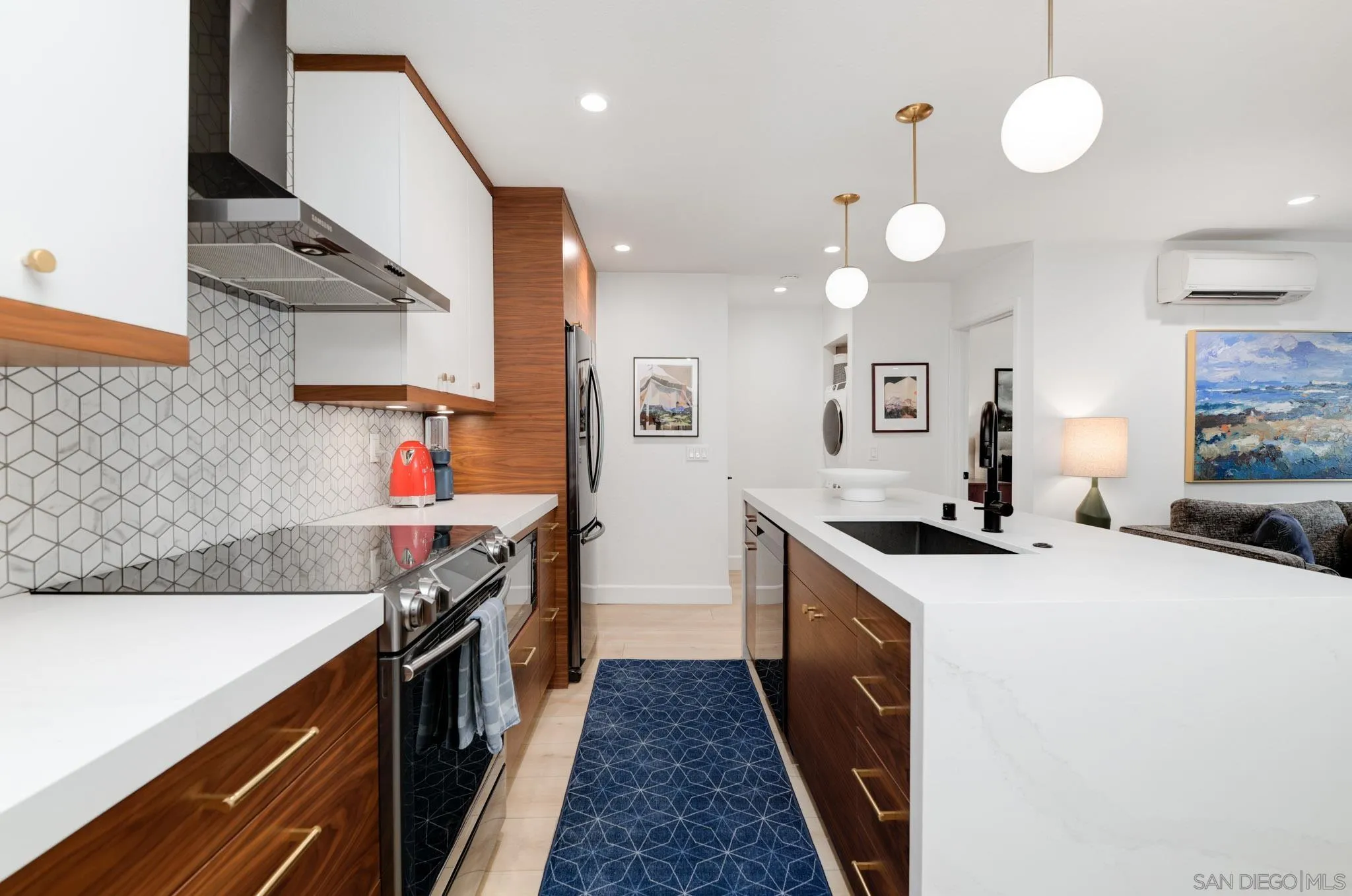 https://cdn.realtyfeed.com/cdn/127/250037092/49a48ee30a8d6836ac3dda0198772b56.webp