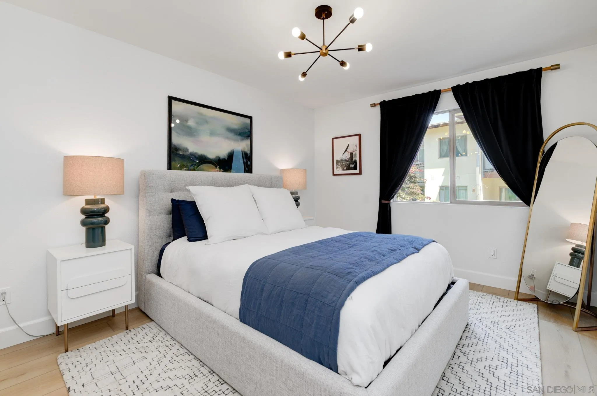 https://cdn.realtyfeed.com/cdn/127/250037092/a2be0a3c08e73172ba6ba90a89d088de.webp