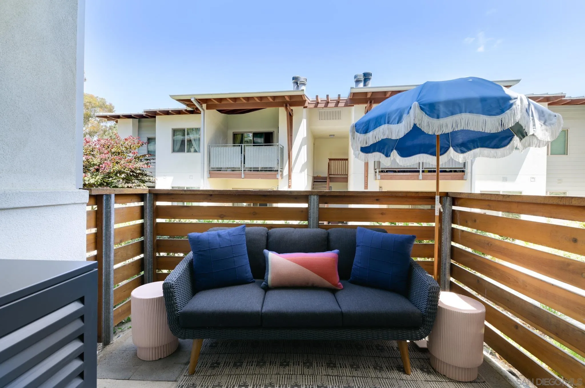 https://cdn.realtyfeed.com/cdn/127/250037092/a6e06c3b6eeb6a92e15e23dbac7ef8c8.webp