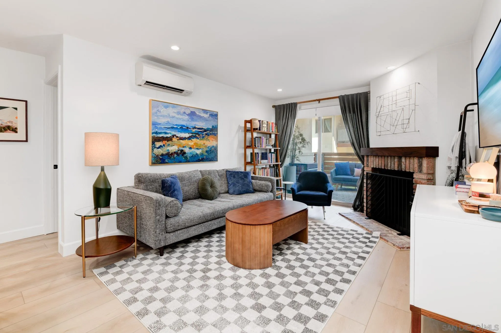 https://cdn.realtyfeed.com/cdn/127/250037092/b3188fabfd79c442acf947750c90ac84.webp