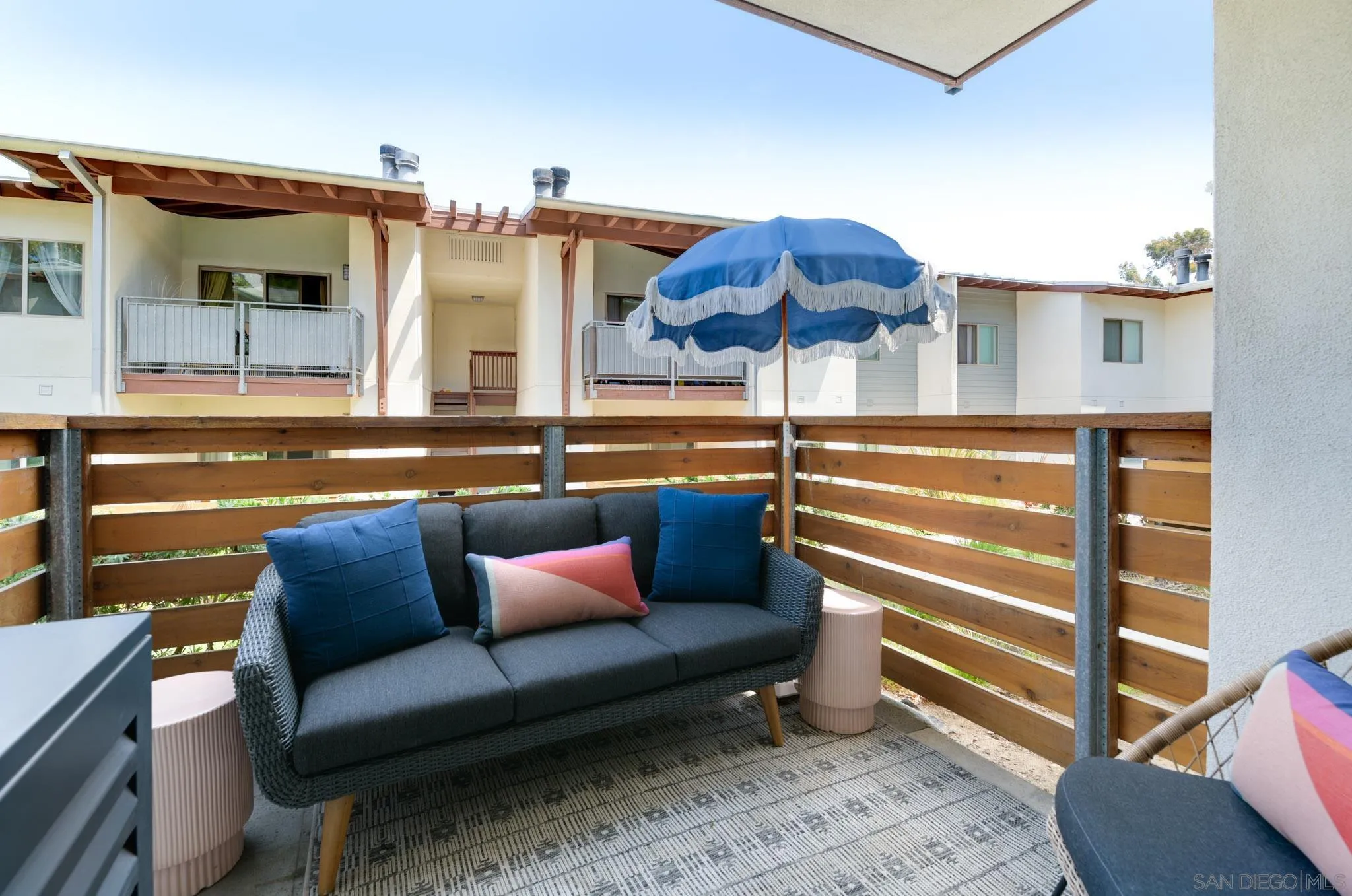 https://cdn.realtyfeed.com/cdn/127/250037092/c08acbcbc18cde89f23a8b062dc78d4c.webp