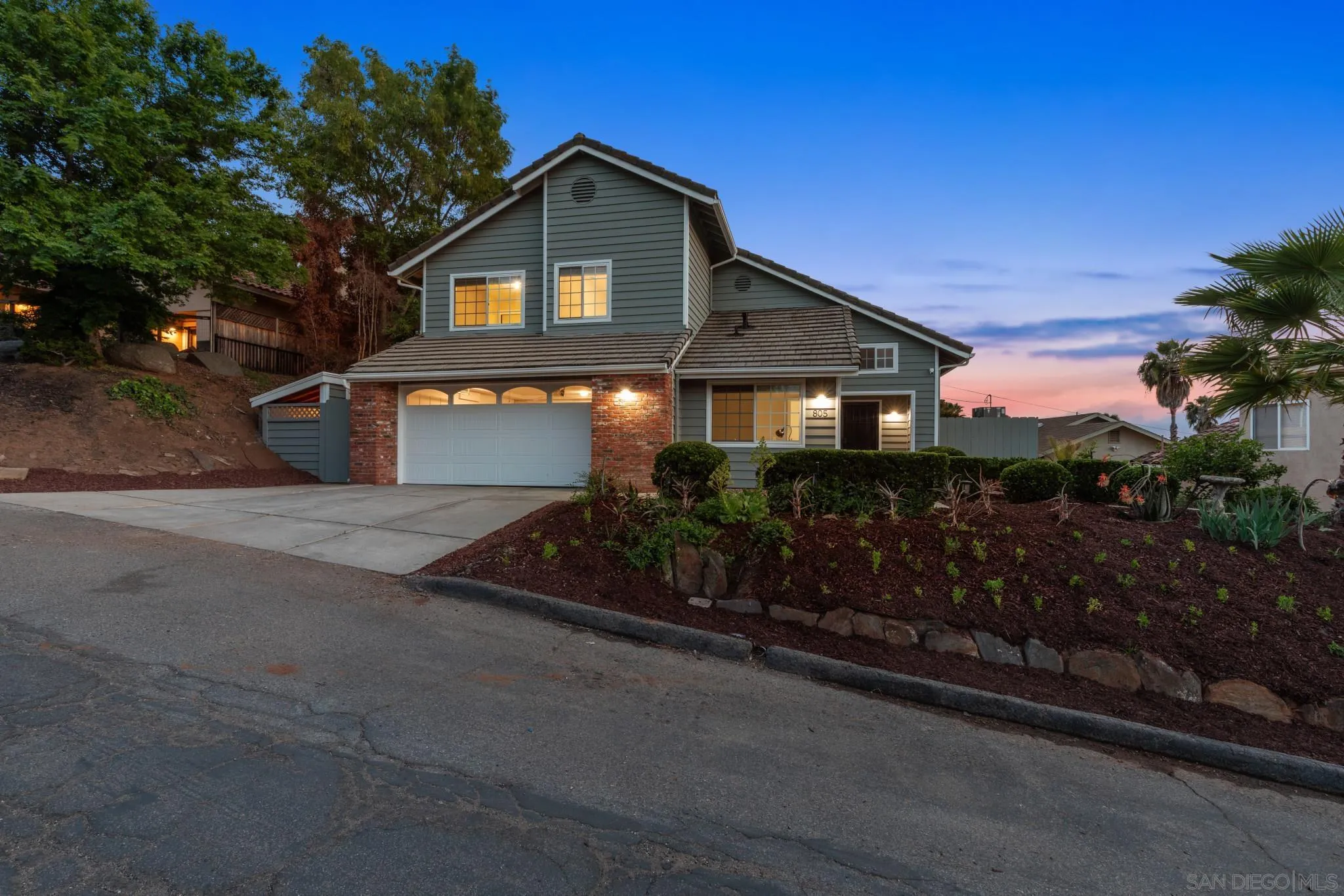 https://cdn.realtyfeed.com/cdn/127/250037093/dbd91ae6c85b934a23195169c482687f.webp