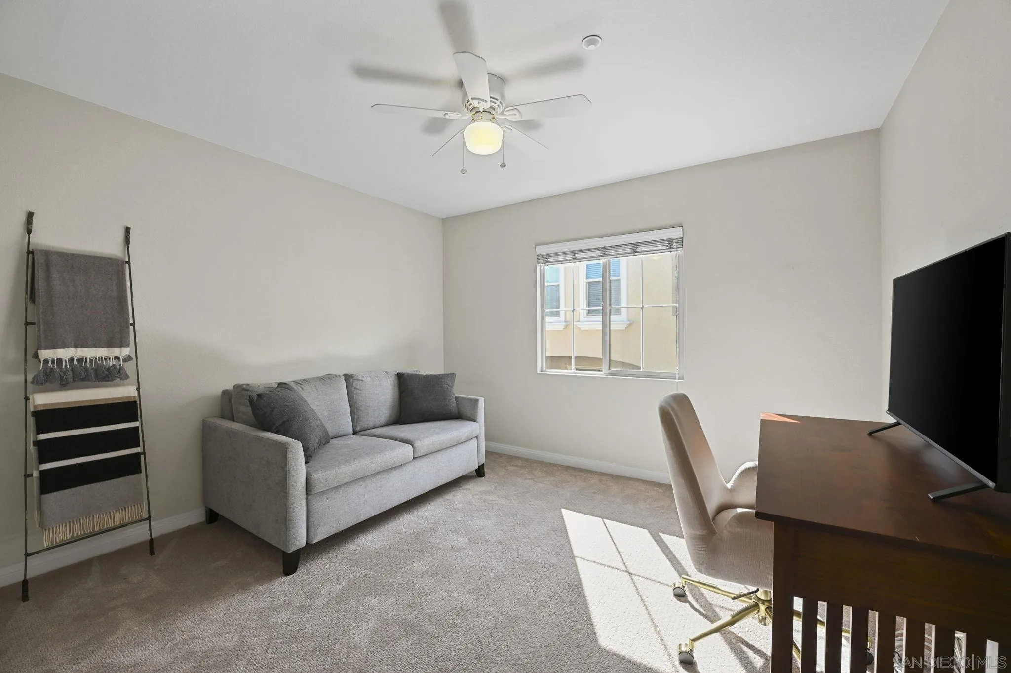 https://cdn.realtyfeed.com/cdn/127/250037094/7108fabb2f238abe1b3f85b0652f39ff.webp
