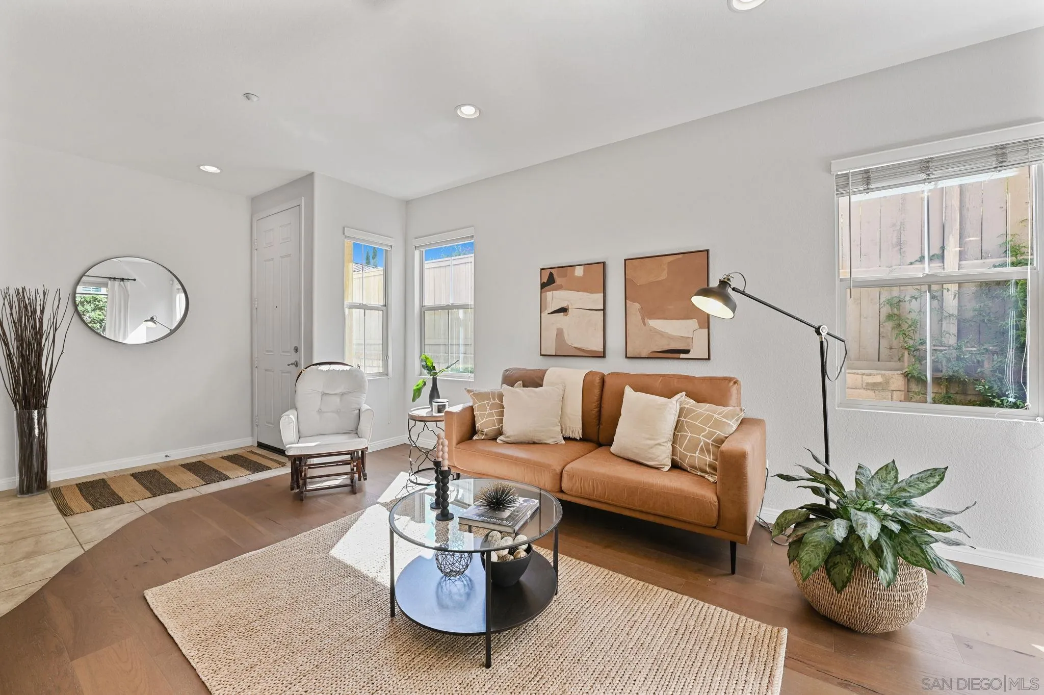 https://cdn.realtyfeed.com/cdn/127/250037094/f1637499d624284d463d54bfb9fb6dc6.webp