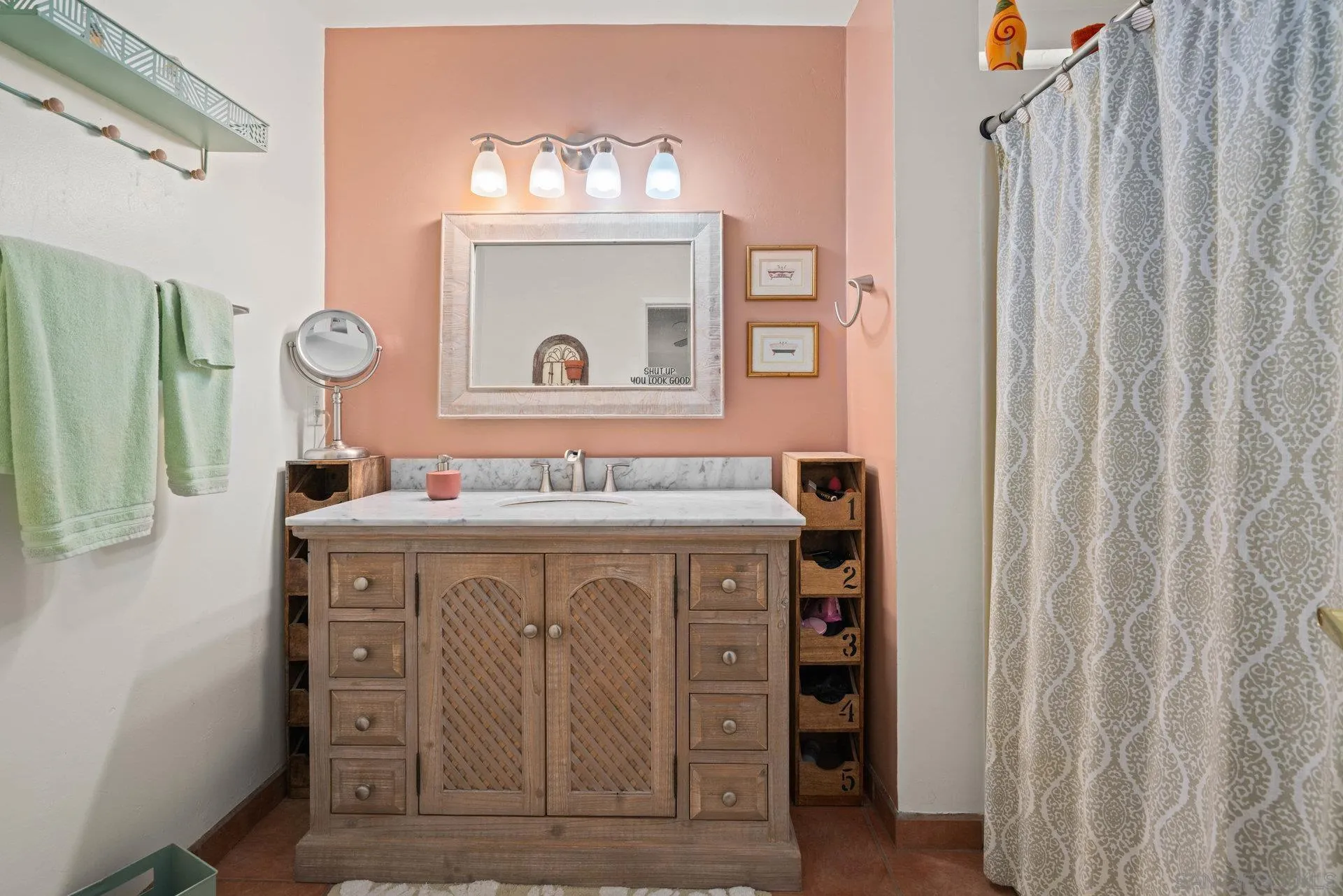 https://cdn.realtyfeed.com/cdn/127/250037097/3ffbd67ff0f76697b15ad6ed1e585841.webp