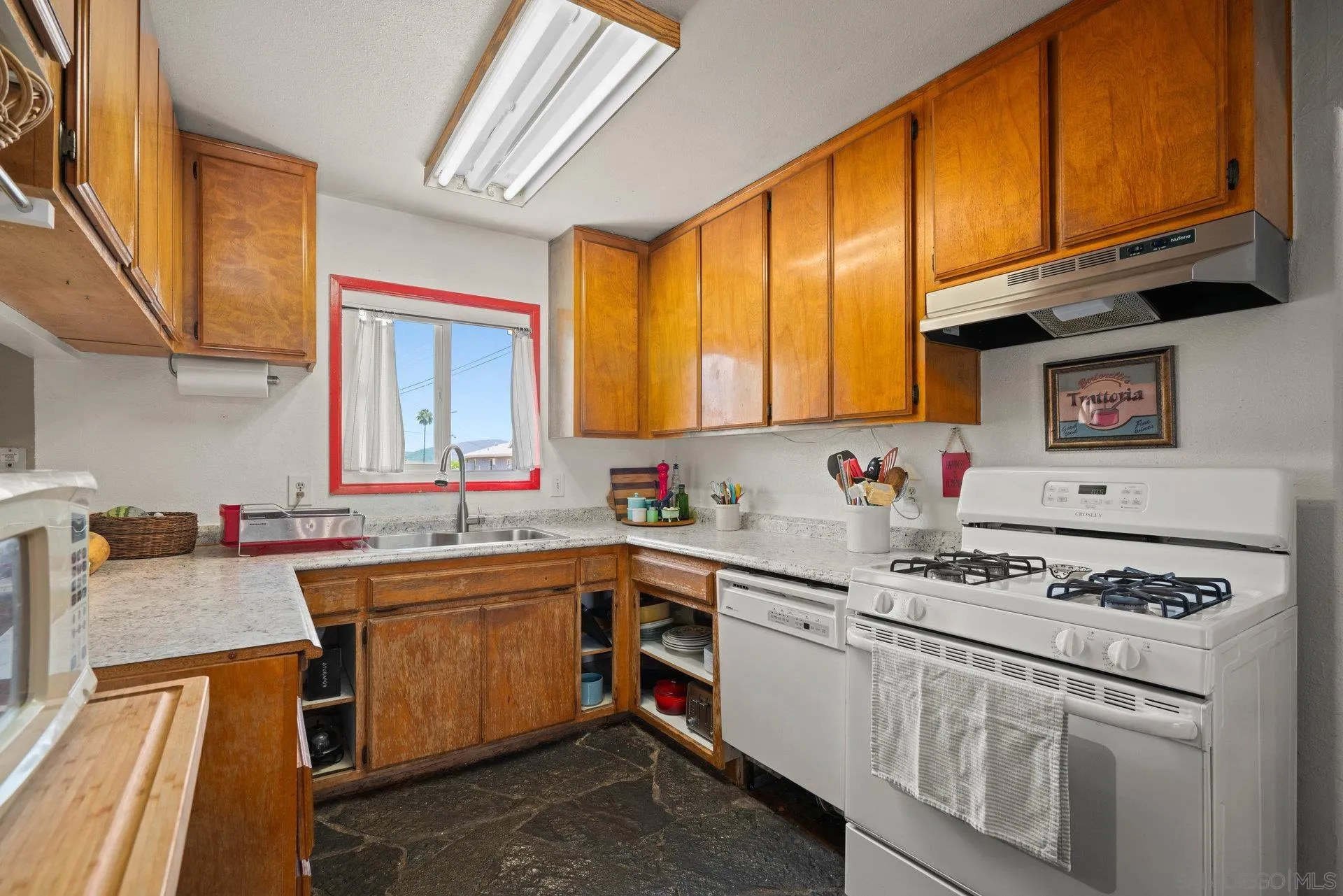 https://cdn.realtyfeed.com/cdn/127/250037097/7e35087dc61aa78d891eb7cd61cb6d40.webp