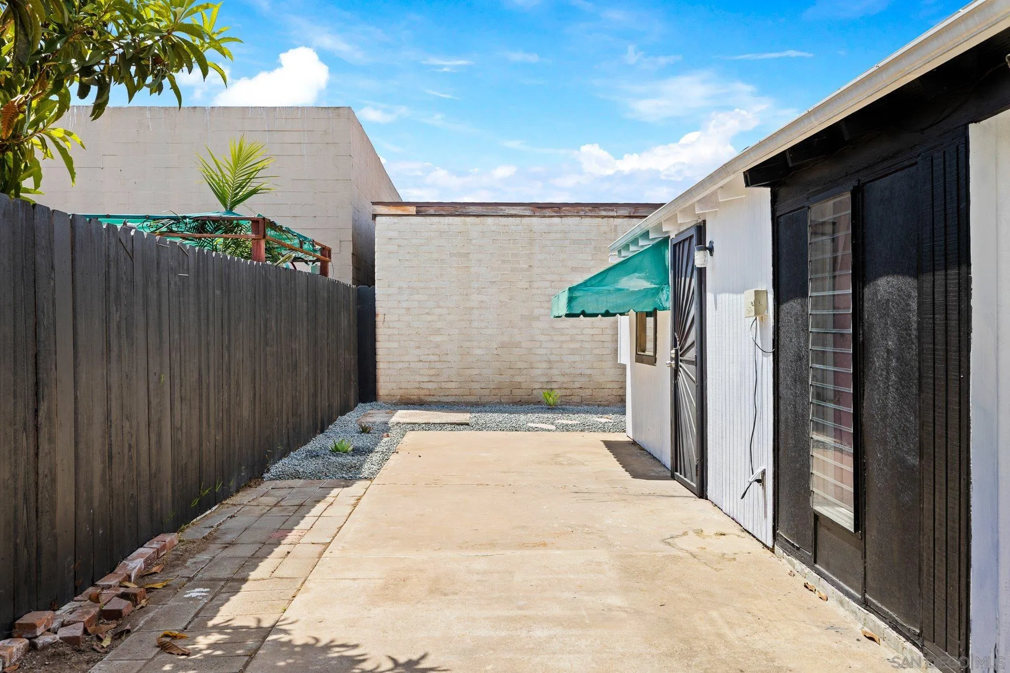 https://cdn.realtyfeed.com/cdn/127/250037099/53407d75f372496882df329d319dc47f.webp