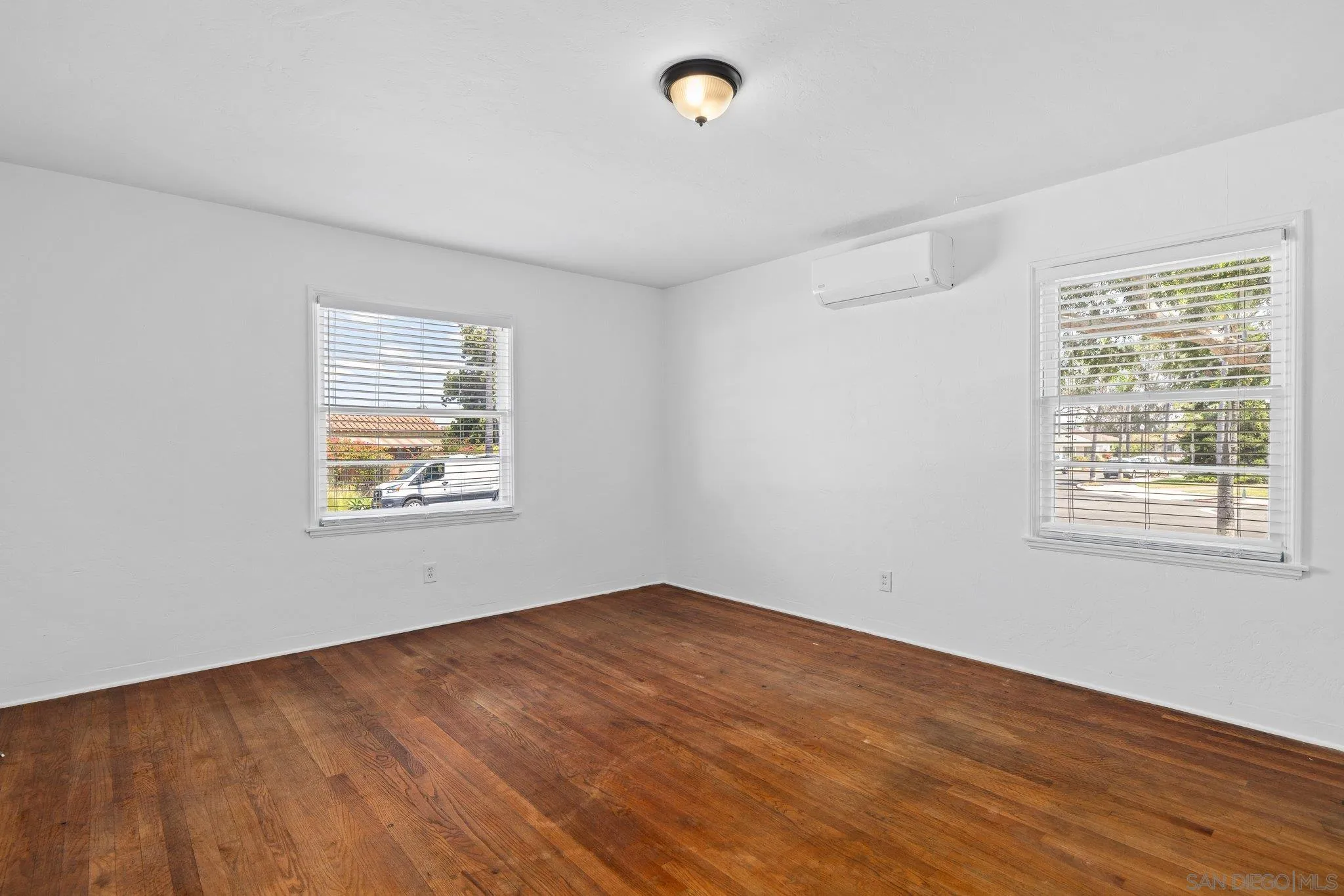 https://cdn.realtyfeed.com/cdn/127/250037099/57e219cc6bcb0801419ab3b1a47ff8e1.webp