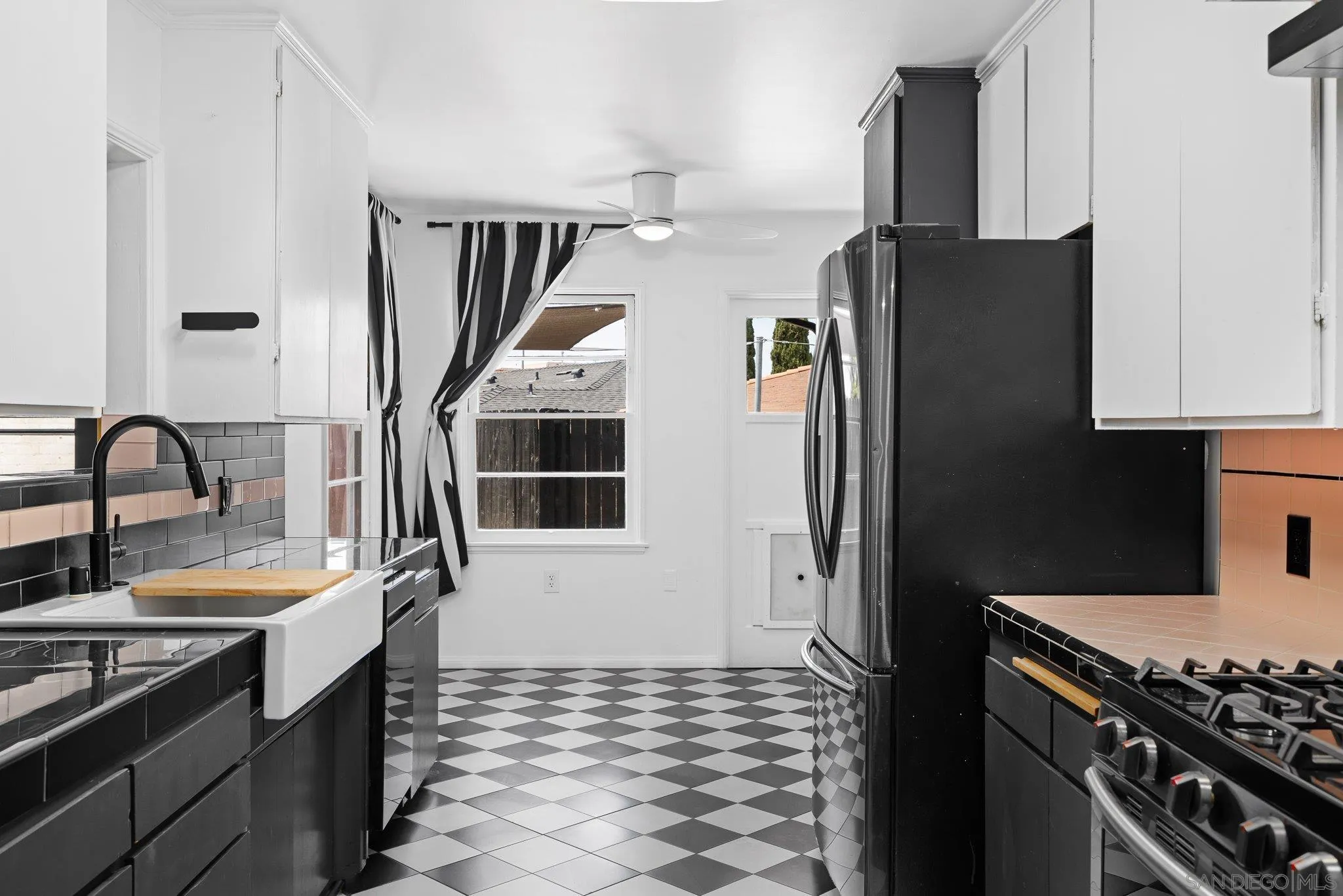https://cdn.realtyfeed.com/cdn/127/250037099/a0b0dc5b1f4a0c343e3afa4209099c7c.webp