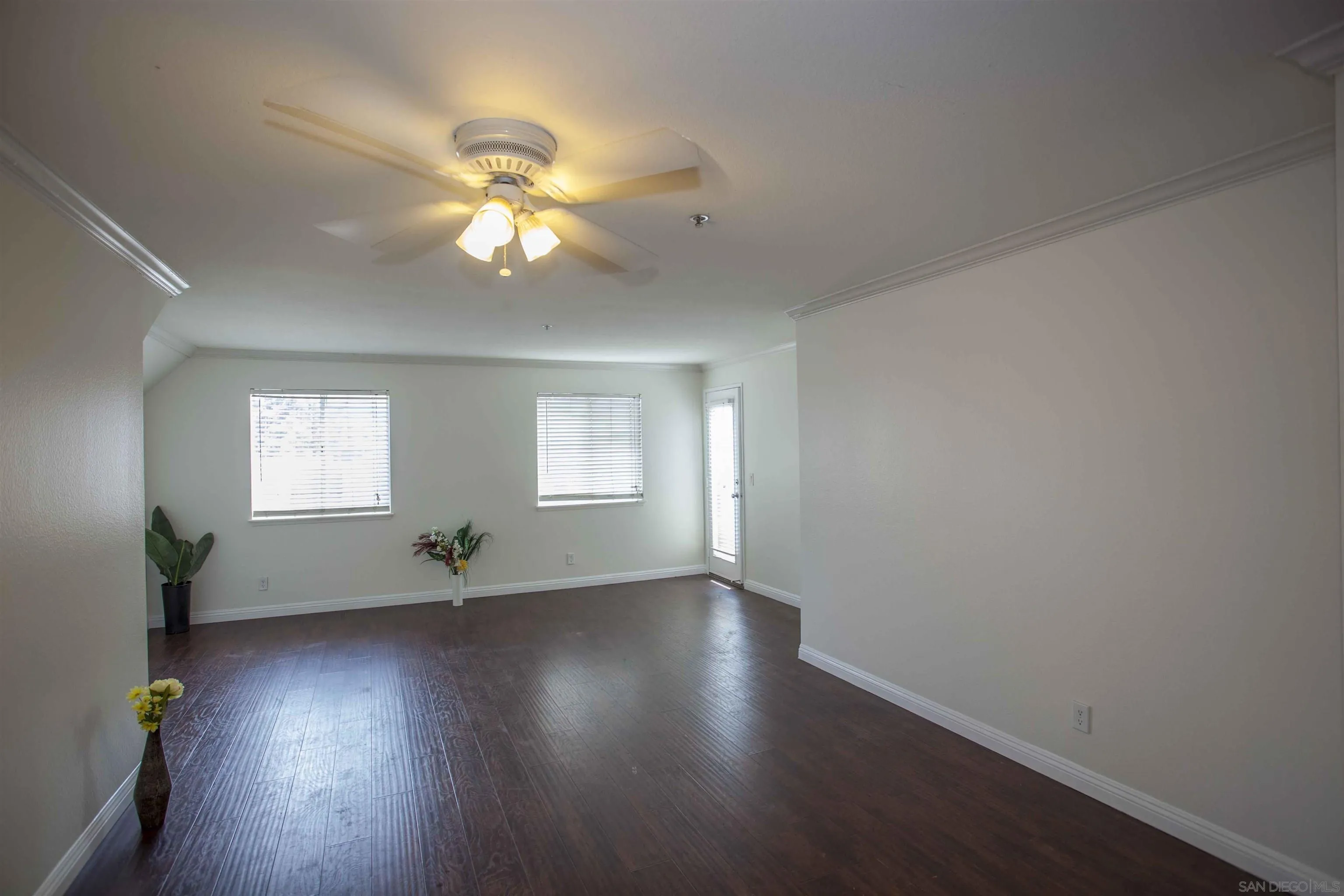 https://cdn.realtyfeed.com/cdn/127/250037102/53d90f64d09e8fc785ba153d0c4ccf56.webp