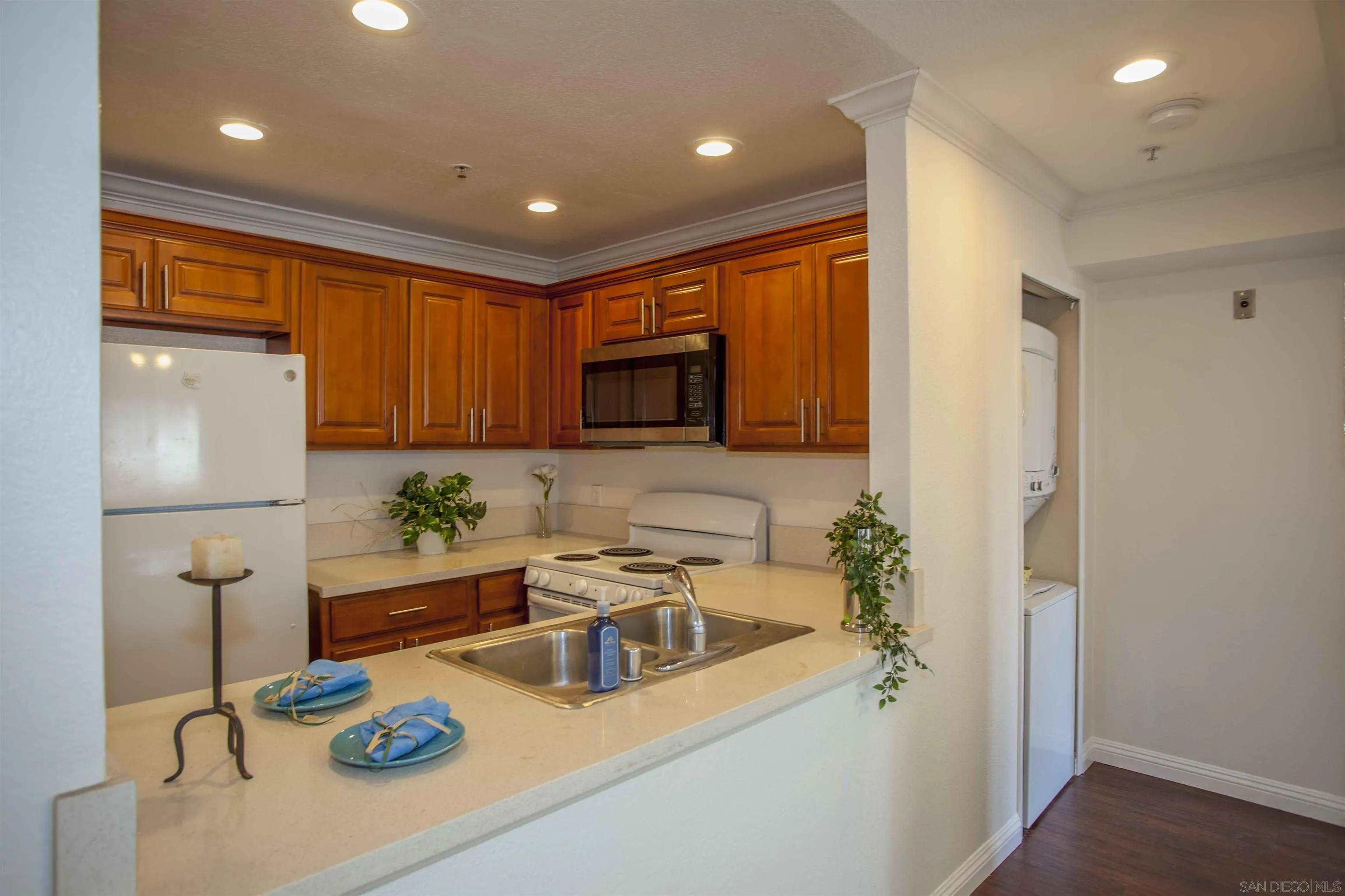 https://cdn.realtyfeed.com/cdn/127/250037102/6546d1f56cb3d62b38827fbacc3f34ea.webp