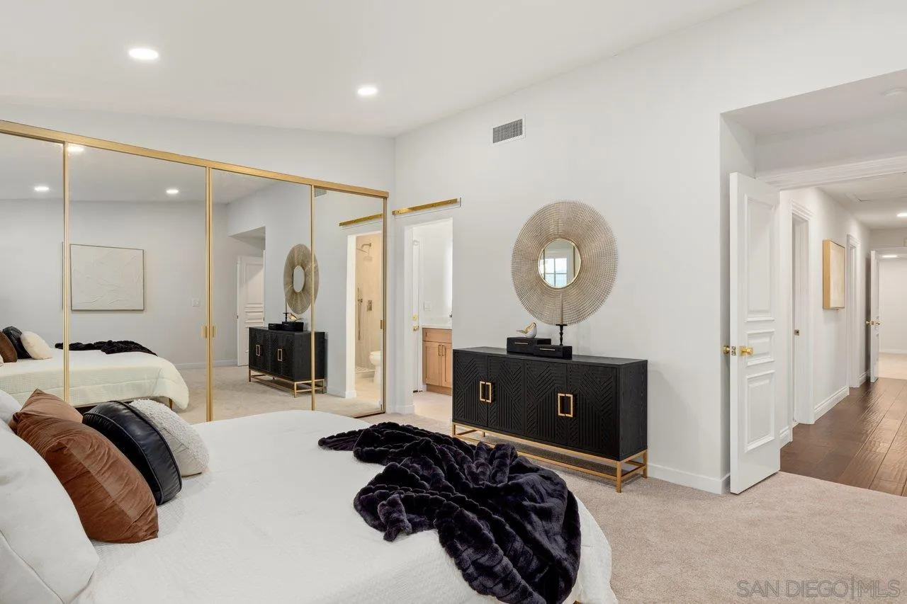 https://cdn.realtyfeed.com/cdn/127/250037104/4b17e1fa186e8ef6dad7a7a6361a5f1e.webp