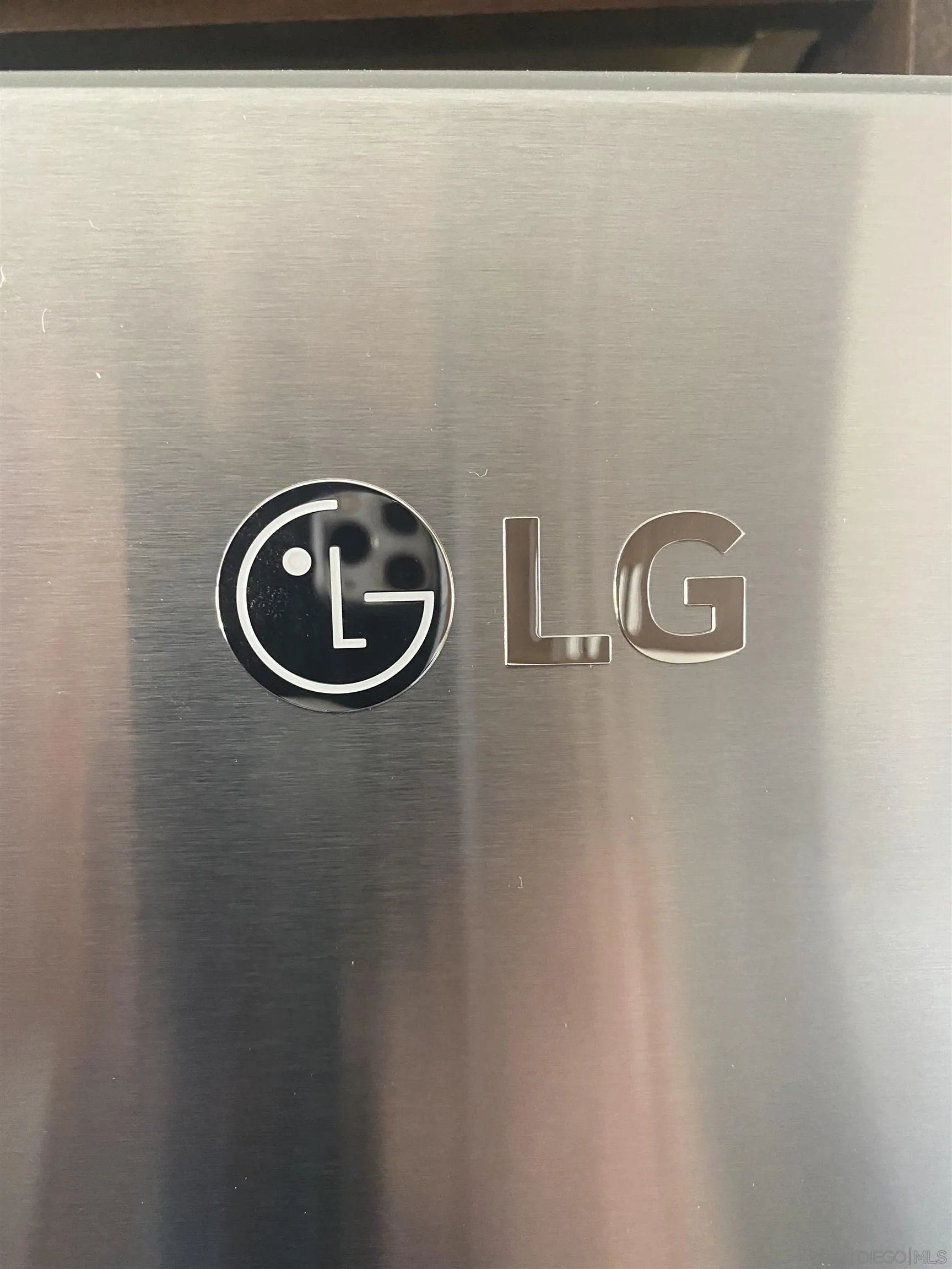 https://cdn.realtyfeed.com/cdn/127/250037105/fd7f2a11cbc8869434bd406131c049bf.webp