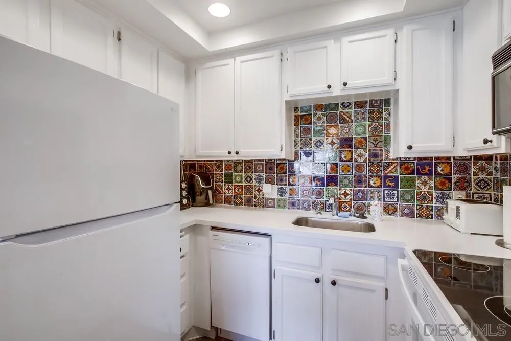 https://cdn.realtyfeed.com/cdn/127/250037106/e2544fce92776fc4655d13de91842b19.webp