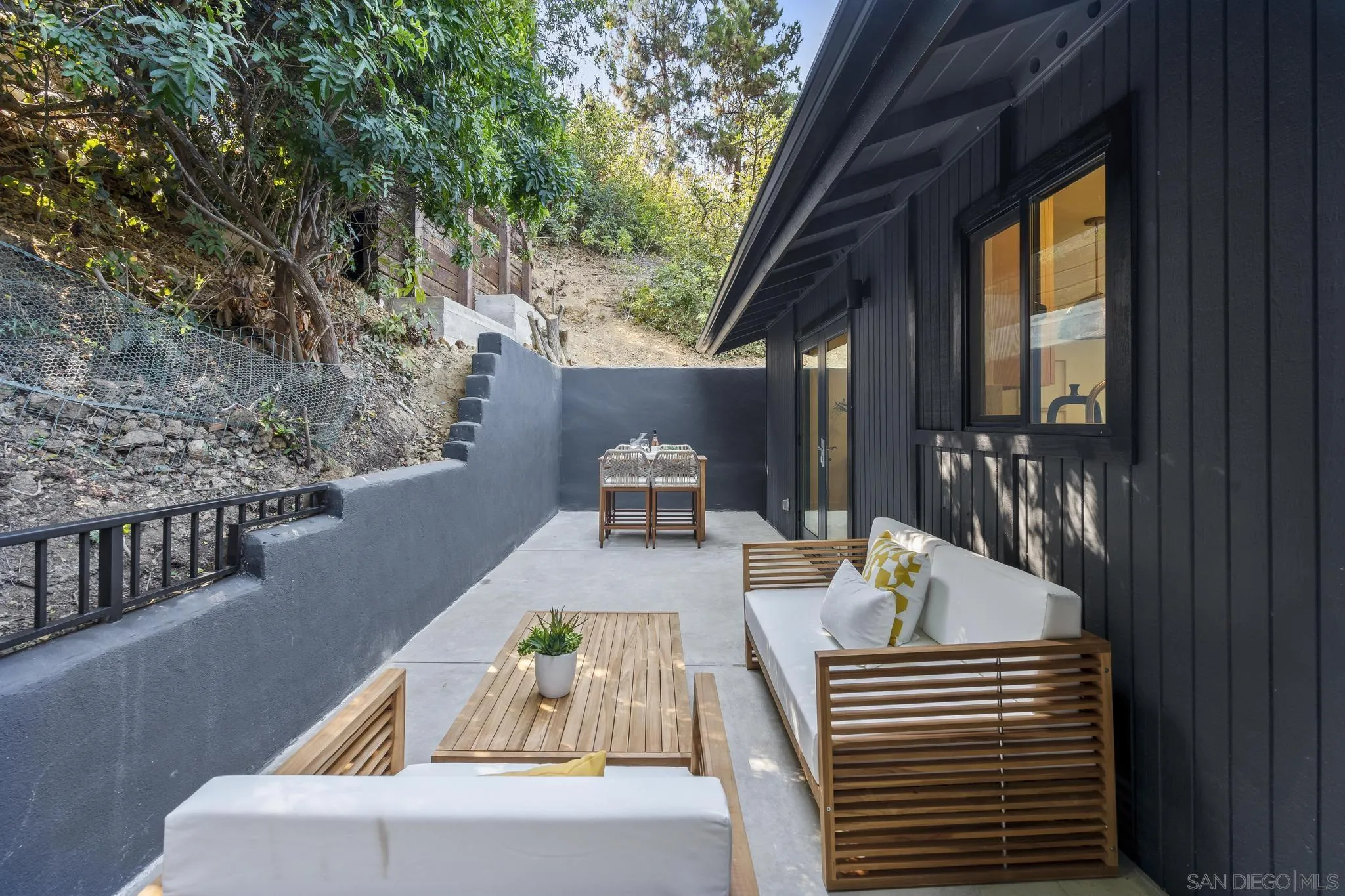 https://cdn.realtyfeed.com/cdn/127/250037107/7a3813df3d40c604edf66e43d527c607.webp
