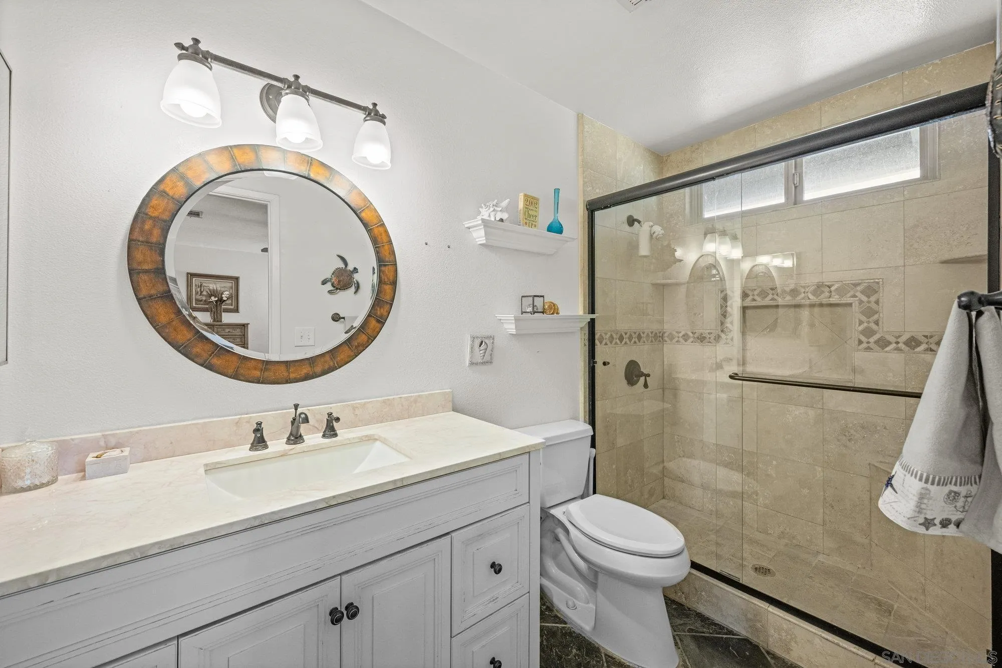 https://cdn.realtyfeed.com/cdn/127/250037108/00f7f4fcfc61b9a1686e9195ce88c556.webp