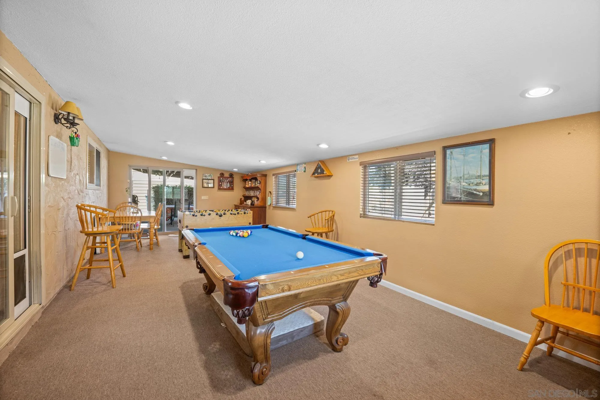 https://cdn.realtyfeed.com/cdn/127/250037108/2a6959deb3a02877b813479a9b1fff01.webp