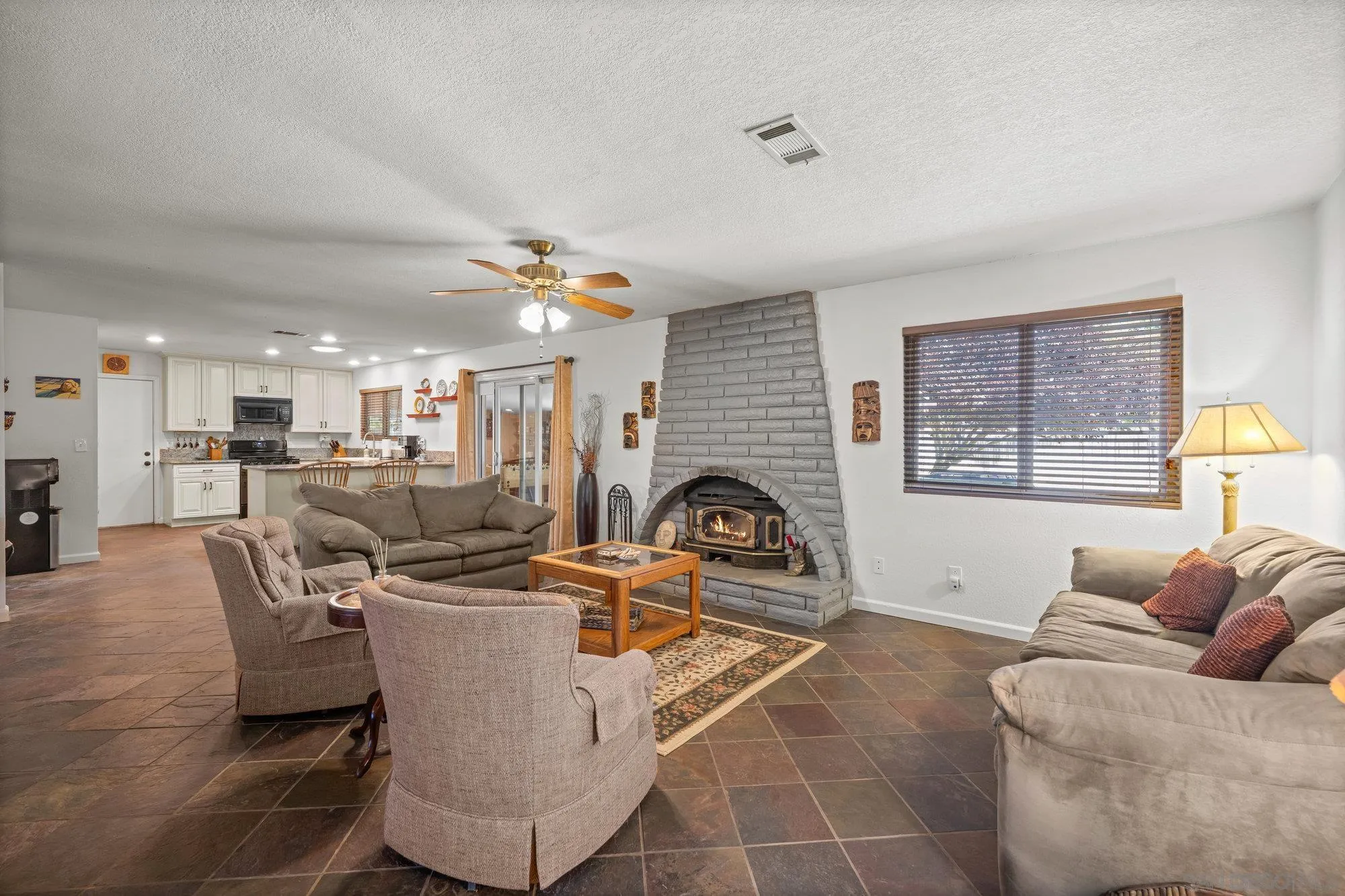 https://cdn.realtyfeed.com/cdn/127/250037108/9038ca3580bcd003e646b6df7ce2e237.webp