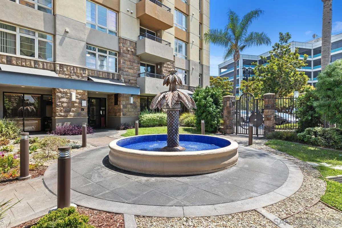 https://cdn.realtyfeed.com/cdn/127/250037111/8b2465d18e0a97f5b2f5429bcd6effb8.webp