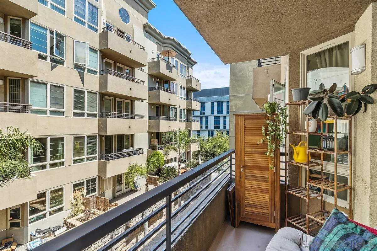 https://cdn.realtyfeed.com/cdn/127/250037111/e53d0528e3ea7833f834c72947f2cfa9.webp