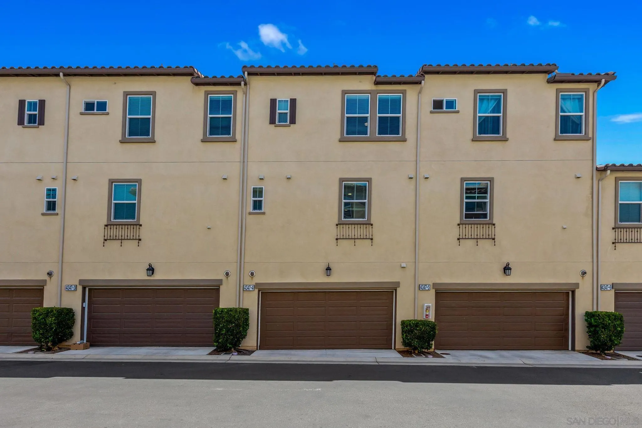 https://cdn.realtyfeed.com/cdn/127/250037114/0d54c3a0bde8a1e9fab9831f5825ec9a.webp