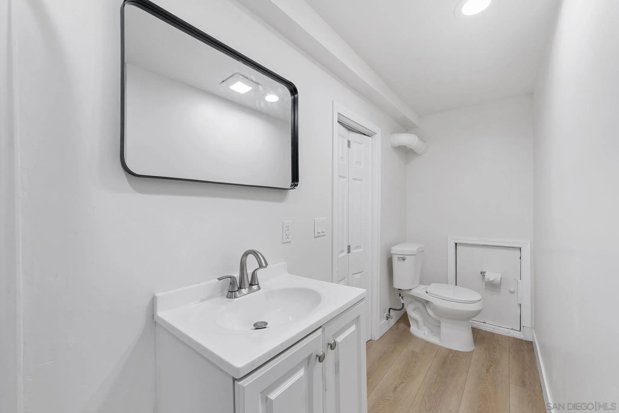 https://cdn.realtyfeed.com/cdn/127/250037115/bd56bf8b3dd07b7612a6ea741ac9718f.webp