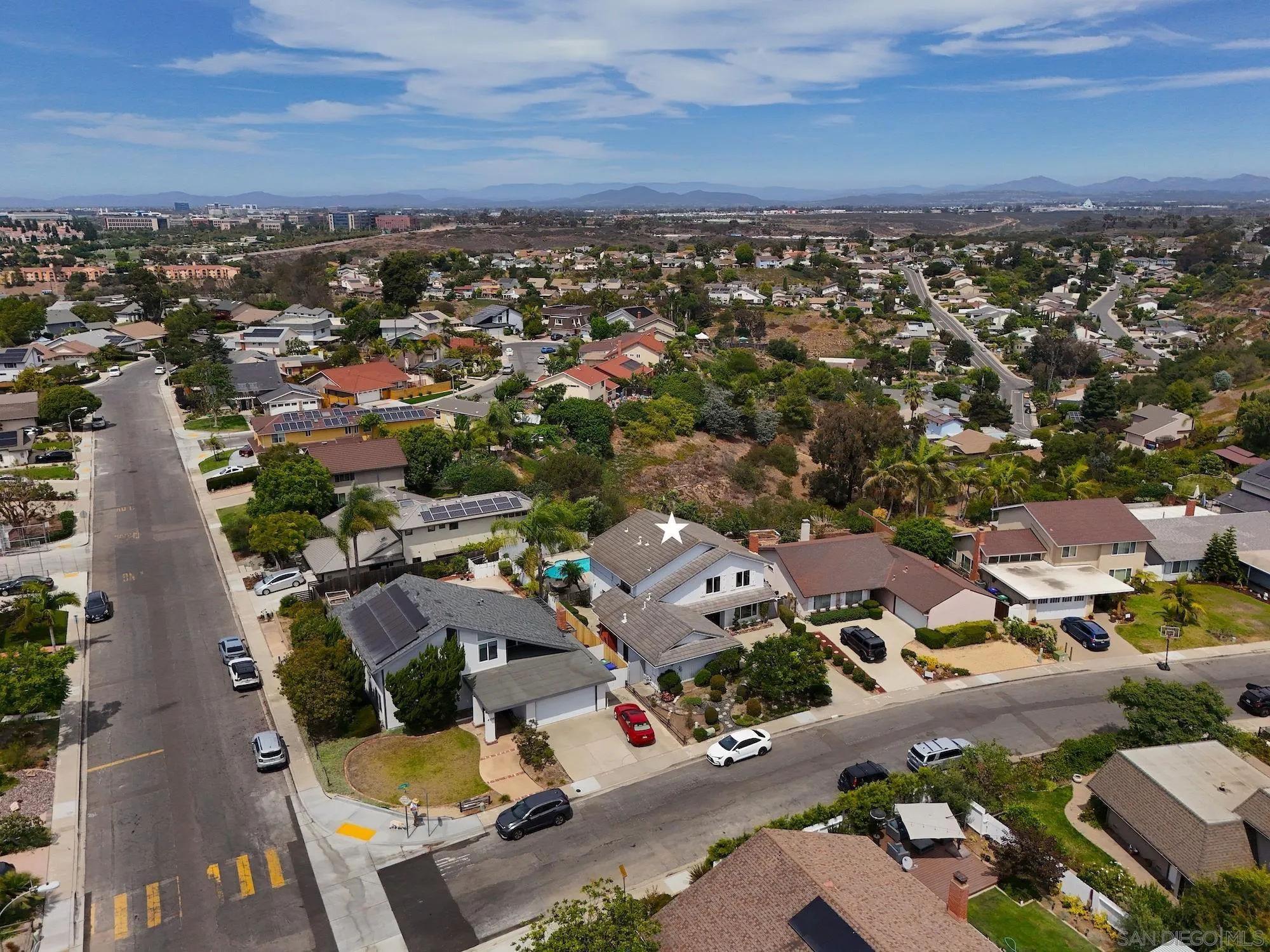 https://cdn.realtyfeed.com/cdn/127/250037119/5435280bc8603c271b357734bb7fe2e6.webp