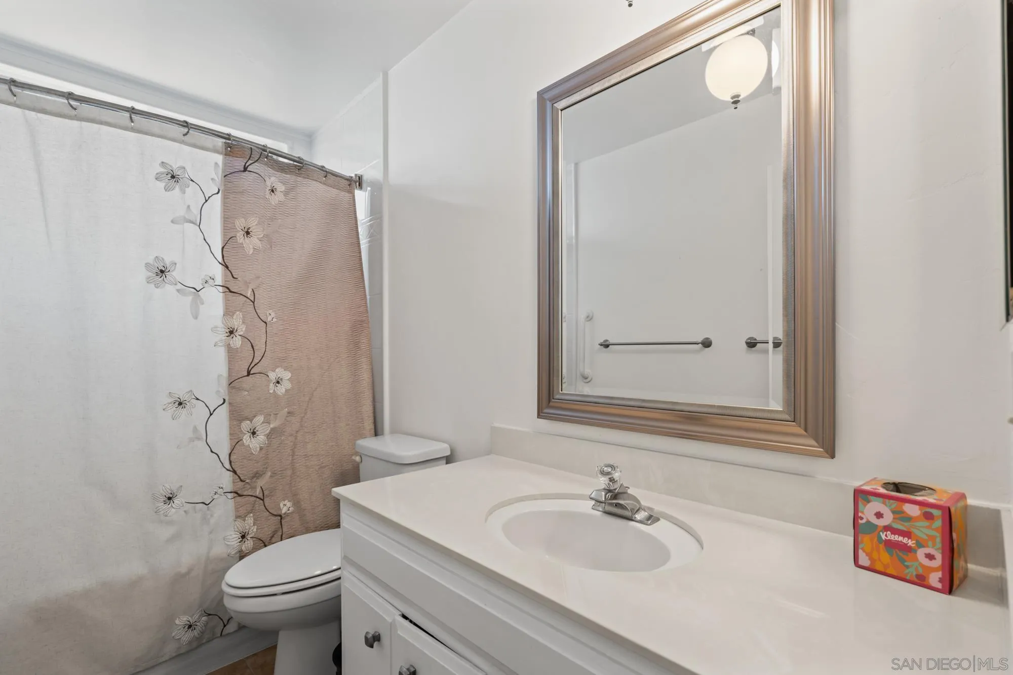 https://cdn.realtyfeed.com/cdn/127/250037119/5cca4ebafc577de9bd5ce12959439242.webp