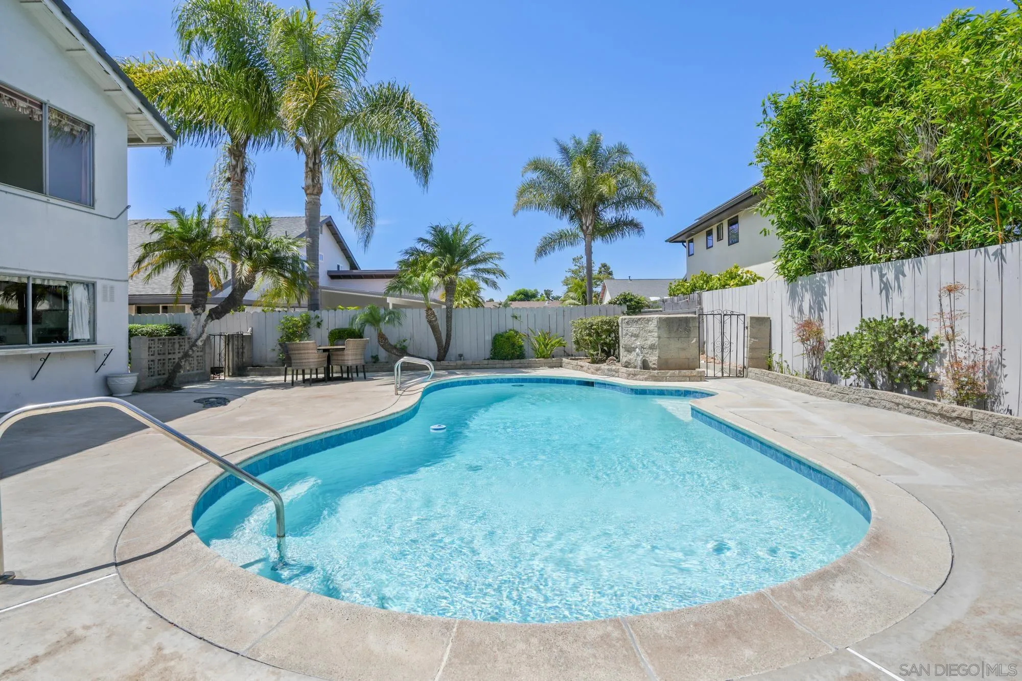 https://cdn.realtyfeed.com/cdn/127/250037119/69290033e1349c61d047056c739254a9.webp