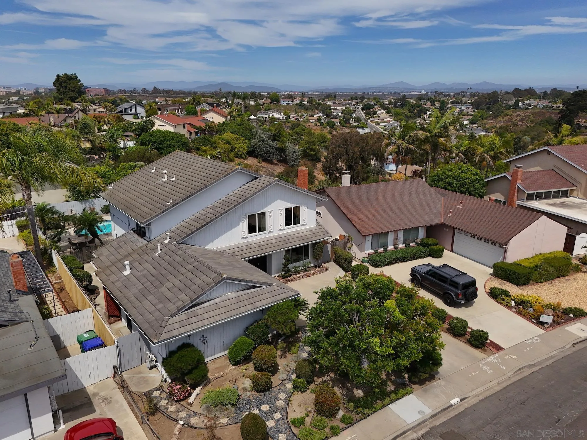 https://cdn.realtyfeed.com/cdn/127/250037119/af20a53e935289f11abbae03d1064e60.webp
