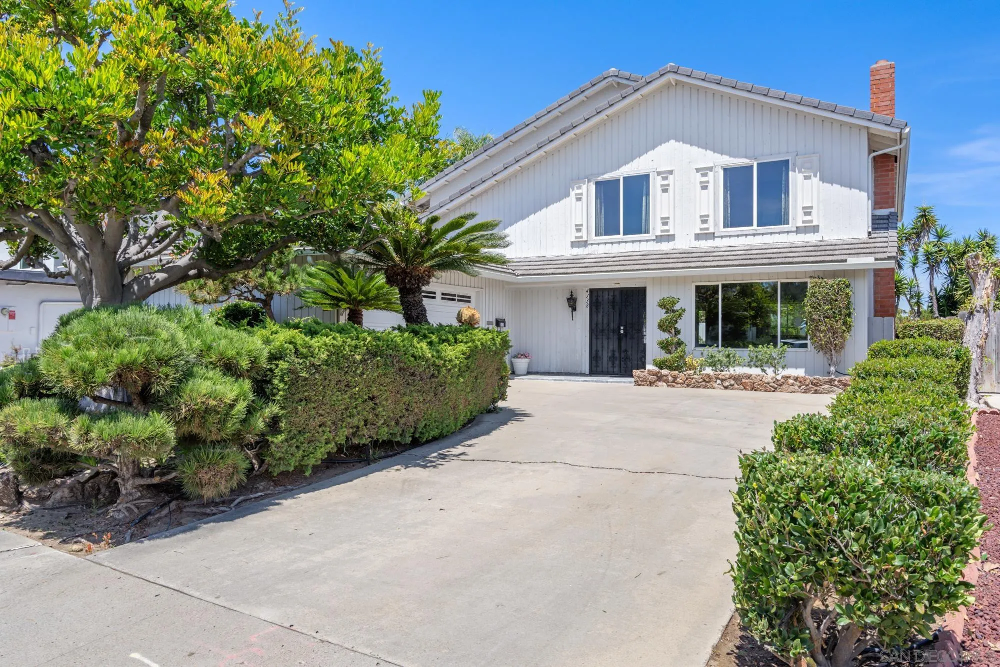 https://cdn.realtyfeed.com/cdn/127/250037119/c4bc6a250e13f3fd08c31531c37c723f.webp