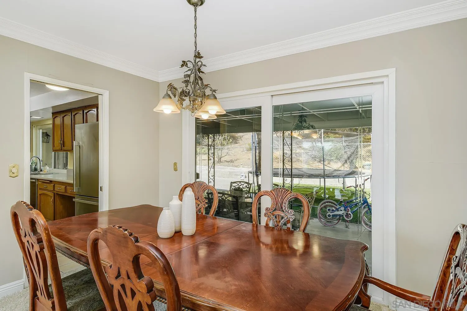 https://cdn.realtyfeed.com/cdn/127/250037121/34c0d4b3703fc055e85ae145dd5df649.webp