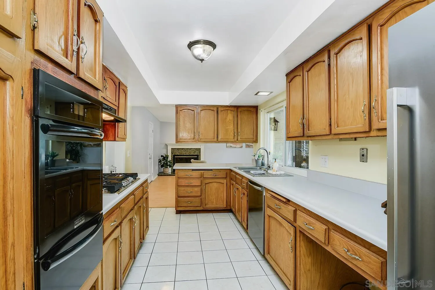 https://cdn.realtyfeed.com/cdn/127/250037121/43f281ed677be1a542e6a0319601e46f.webp