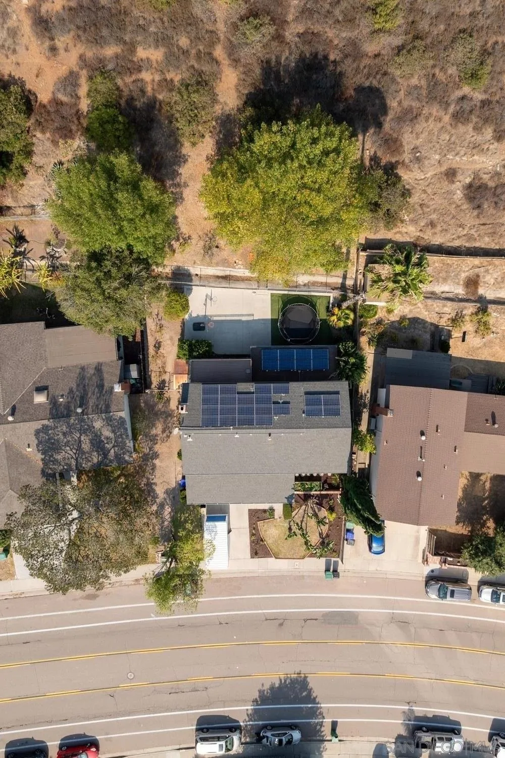 https://cdn.realtyfeed.com/cdn/127/250037121/4bdd6eeca8d7740f46206cc7b7abe491.webp