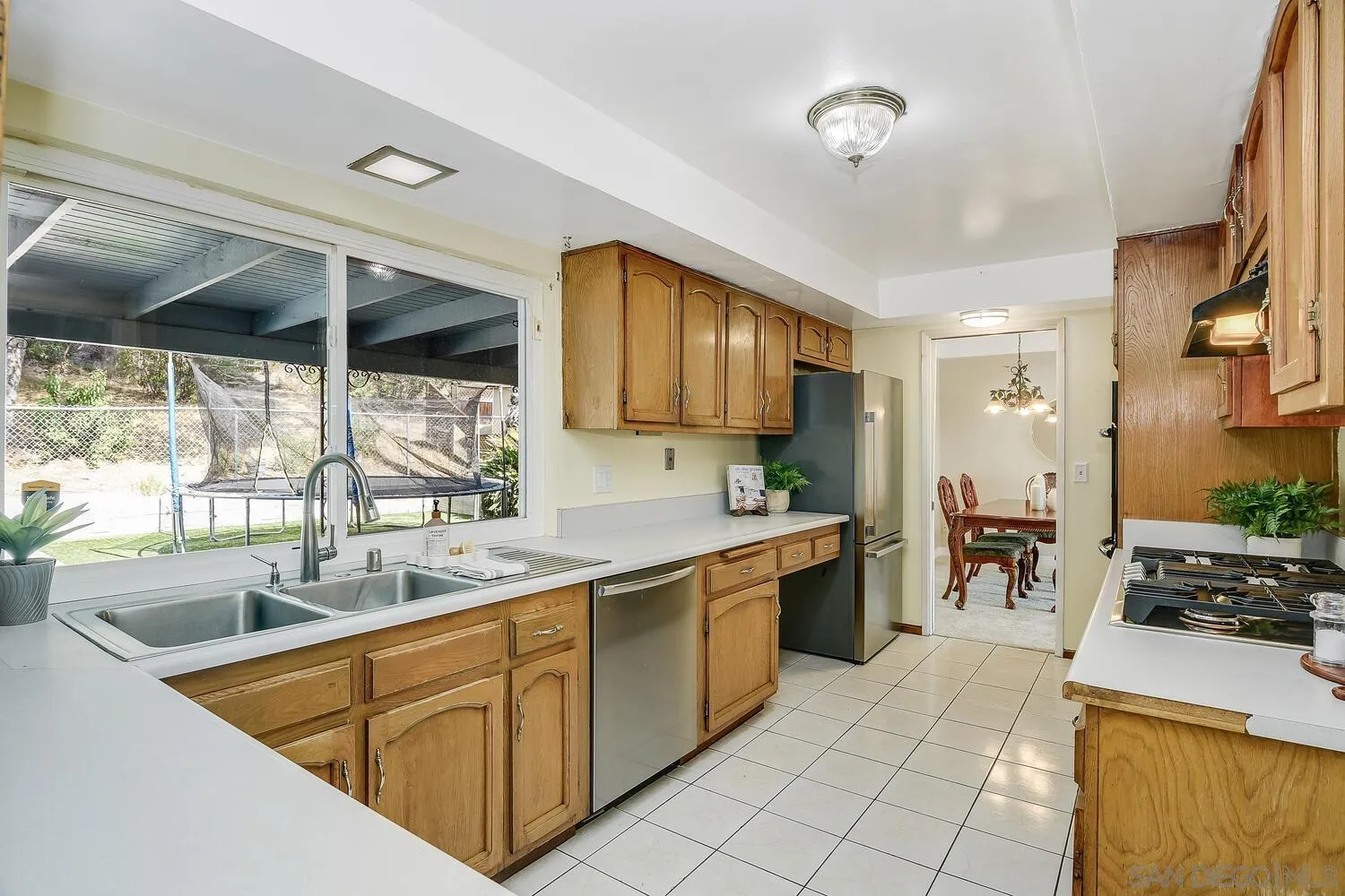 https://cdn.realtyfeed.com/cdn/127/250037121/6370713d3be00c495ead534ccbfe3ffc.webp