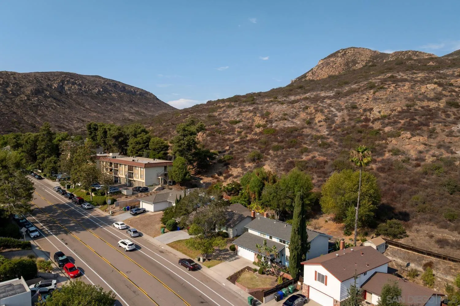 https://cdn.realtyfeed.com/cdn/127/250037121/d1c699a7b09705f77a3d16825ee0a1ec.webp