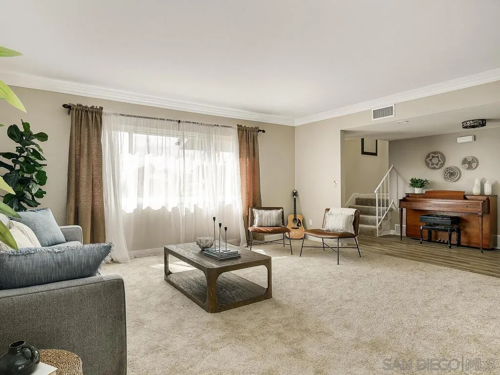 https://cdn.realtyfeed.com/cdn/127/250037121/dd9928ac95e1a7550716e5c95e283fe8.webp