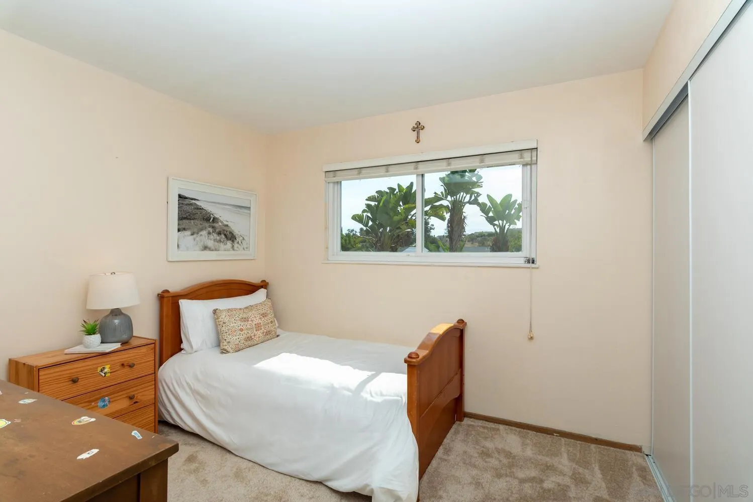 https://cdn.realtyfeed.com/cdn/127/250037121/e80185e0501ccaf723361dd1e4275864.webp