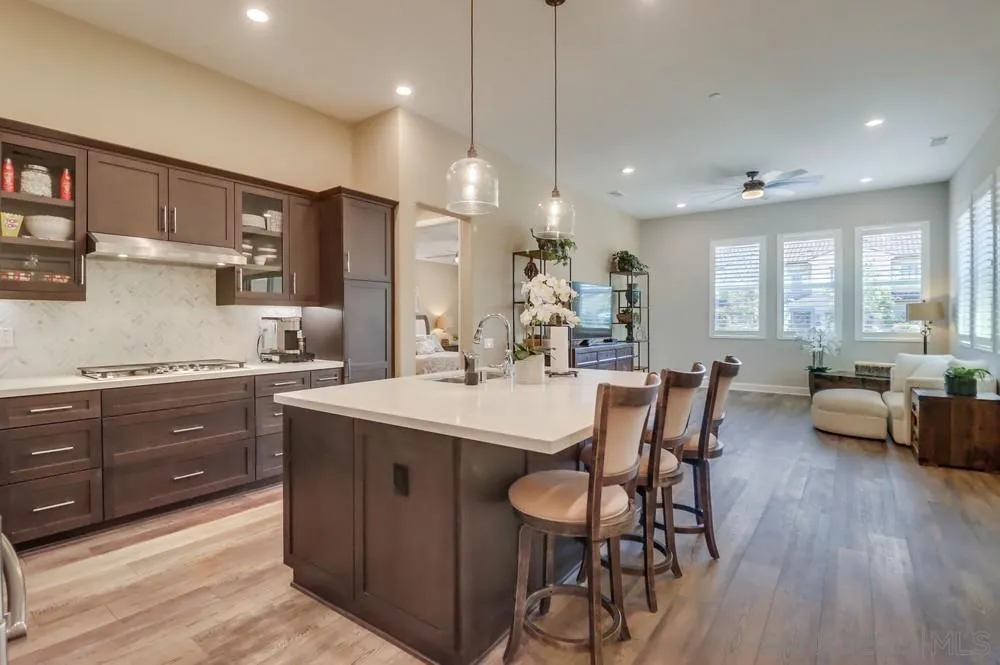Photo #5: 250037122 Listing 