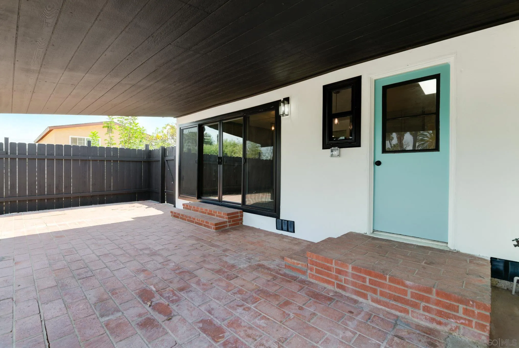 https://cdn.realtyfeed.com/cdn/127/250037136/42ebf941d825e949ffafce346544c2fa.webp