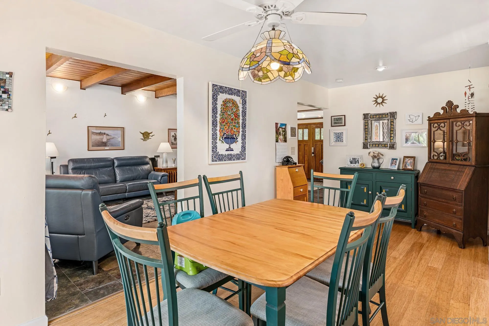 https://cdn.realtyfeed.com/cdn/127/250037142/c81898b4203ce37df3f9051c8d098a85.webp