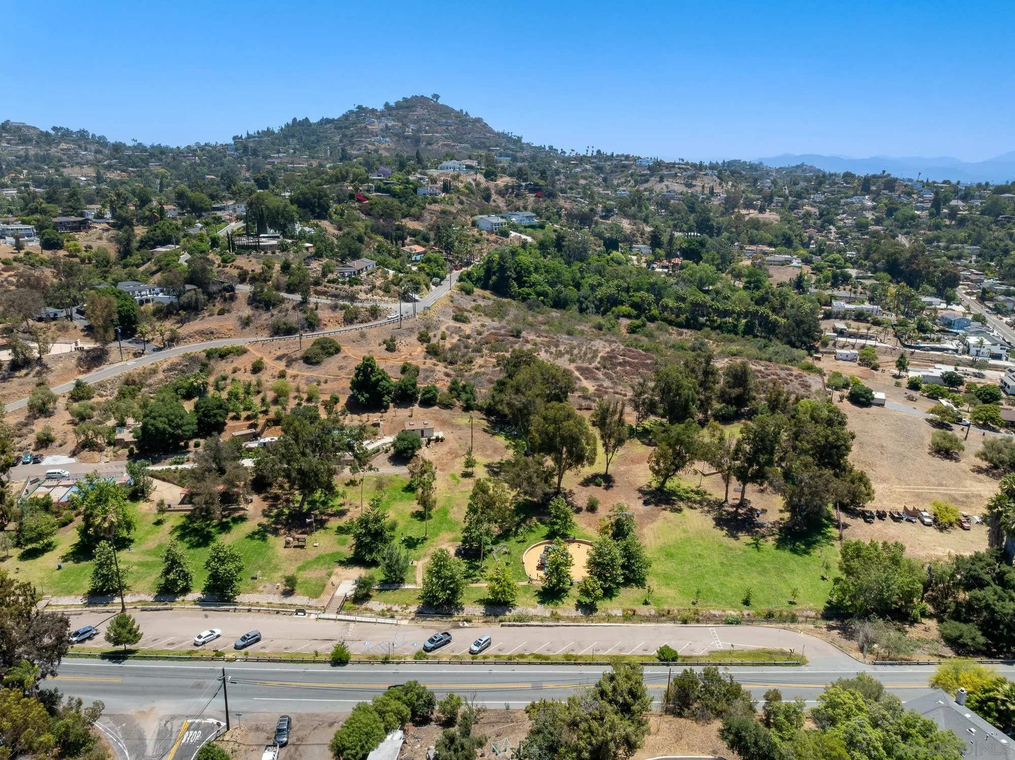 https://cdn.realtyfeed.com/cdn/127/250037142/e262e71482537859ec33b6f5d1cced5b.webp