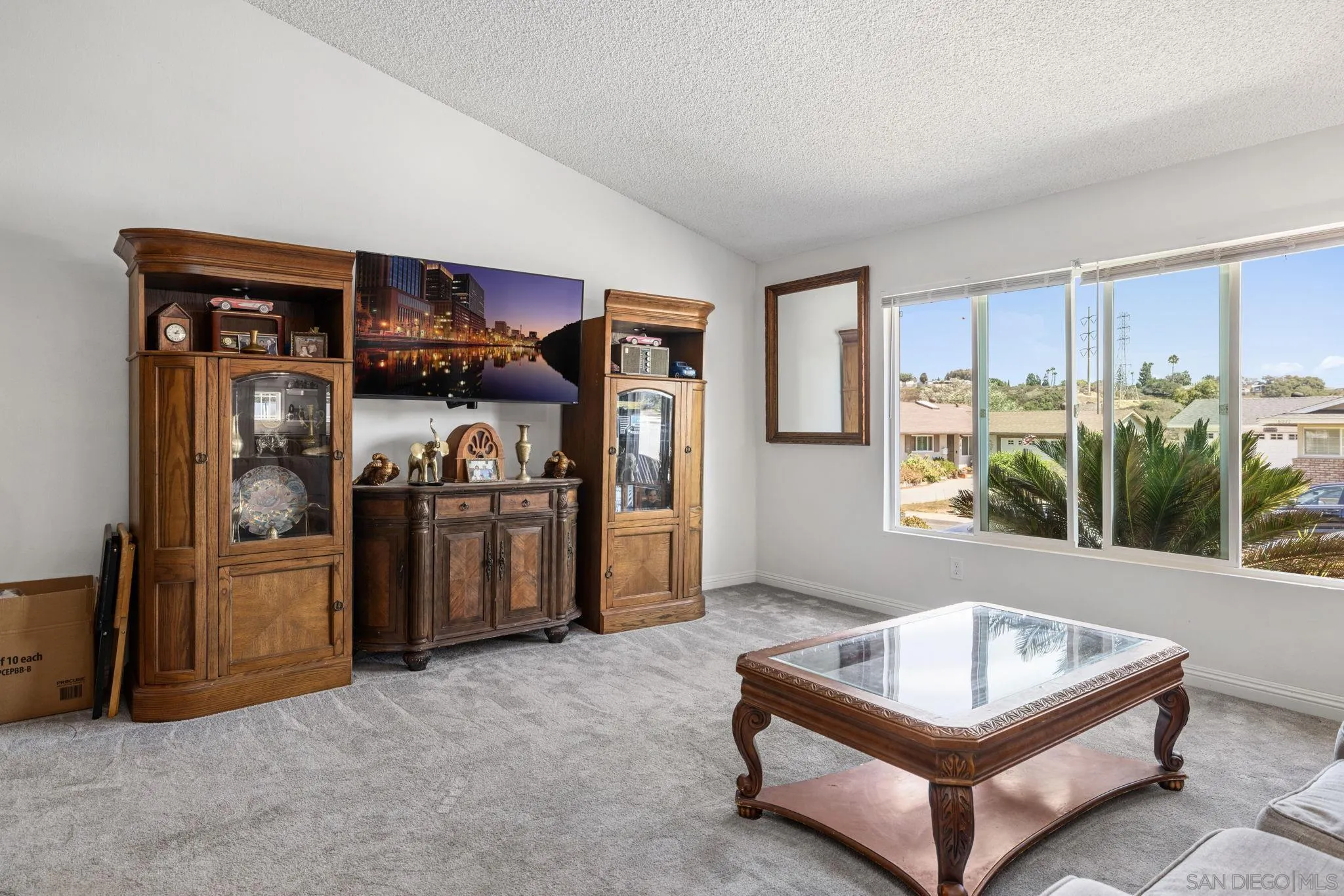 https://cdn.realtyfeed.com/cdn/127/250037148/2d9b3260b9f56b504aecb9ff419a56f8.webp