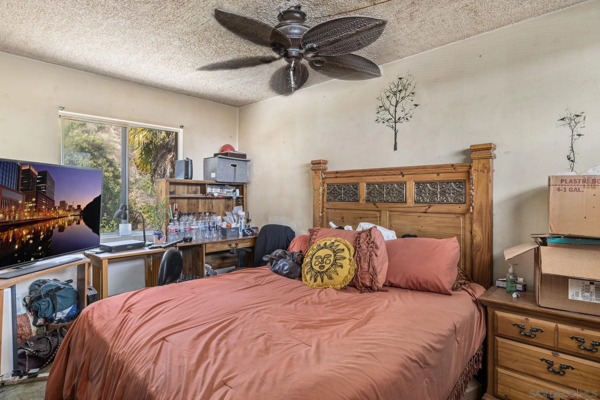 https://cdn.realtyfeed.com/cdn/127/250037148/aeadc1e0b85f56986c3db1ca130733cd.webp