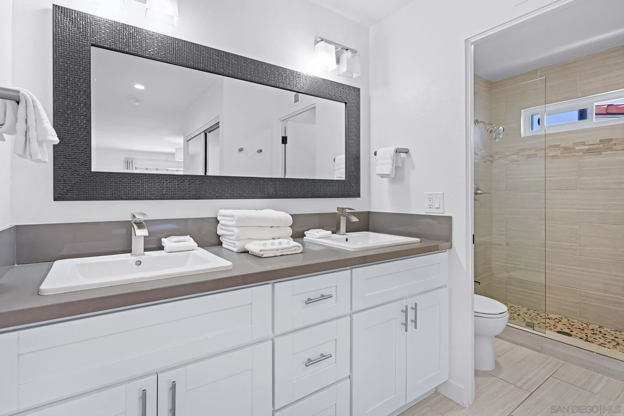 https://cdn.realtyfeed.com/cdn/127/250037158/2bf0fec8f8a9ae8e6f026ce555390179.webp