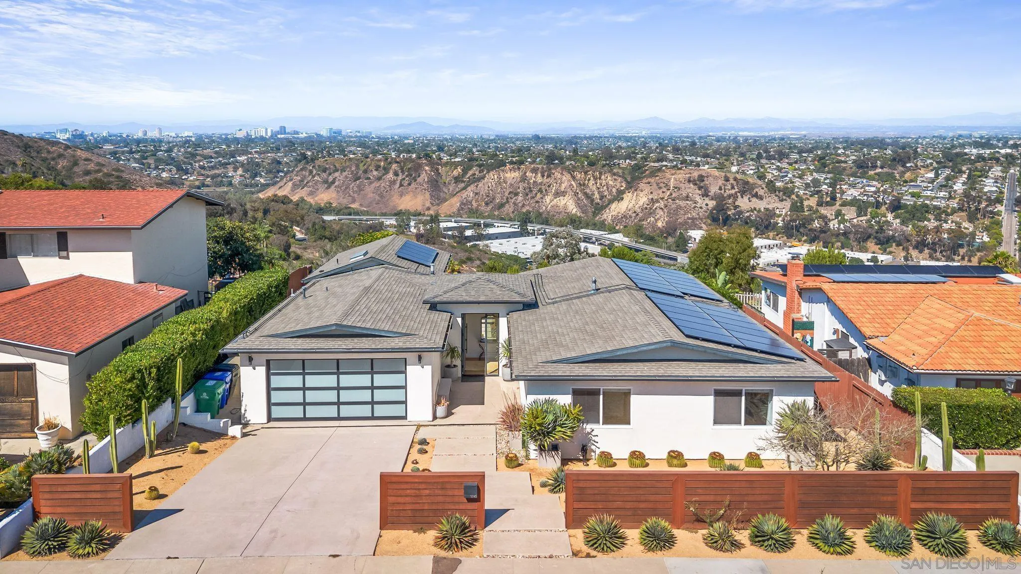 https://cdn.realtyfeed.com/cdn/127/250037158/65a17771c5e87df5a06a25cb35c08ff2.webp
